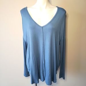 *NWT* FREE PEOPLE FLOWY FIT TOP